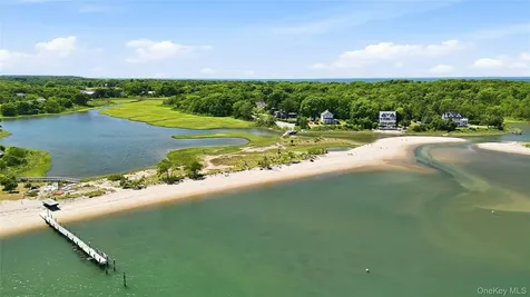 2675 Kerwin Boulevard Greenport NY 11944