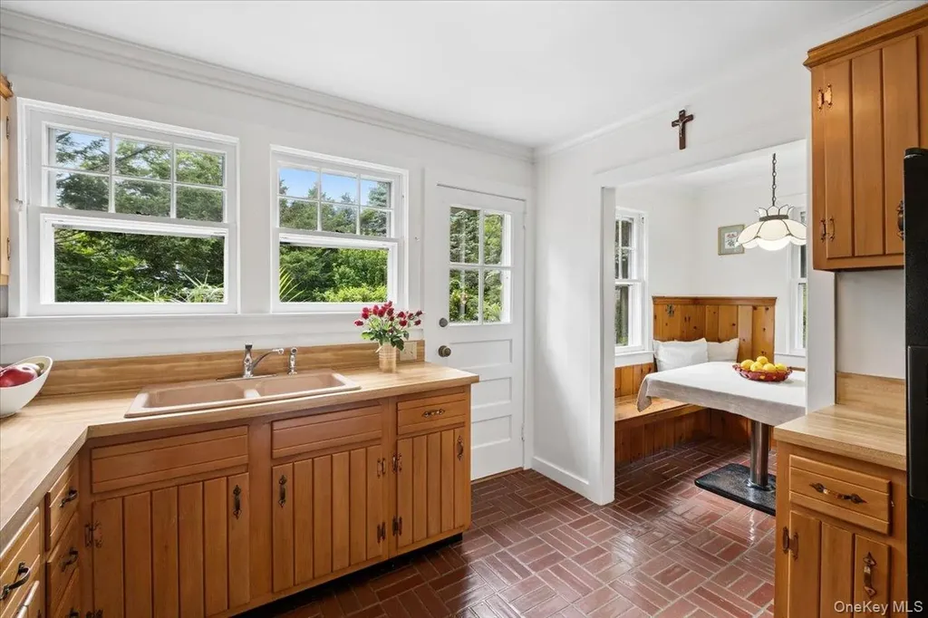 71 Pudding Street Putnam Valley NY 10579