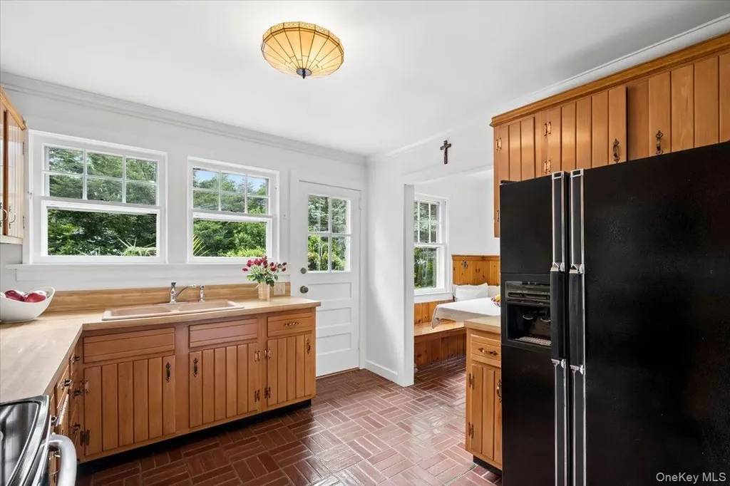71 Pudding Street Putnam Valley NY 10579