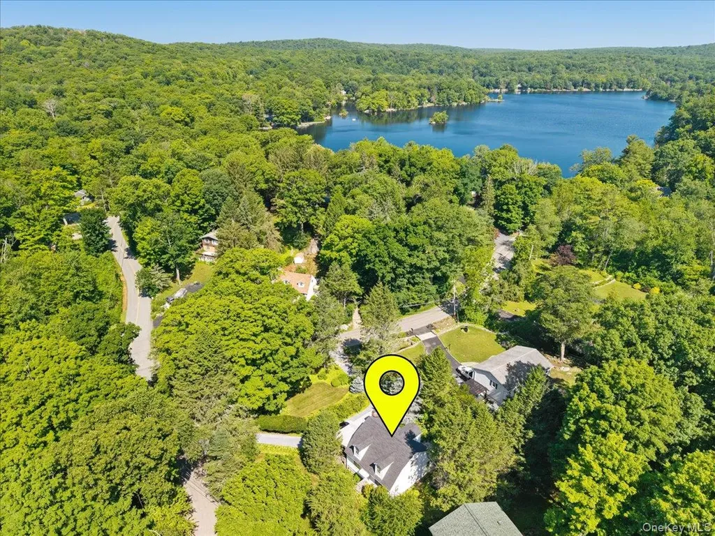 71 Pudding Street Putnam Valley NY 10579