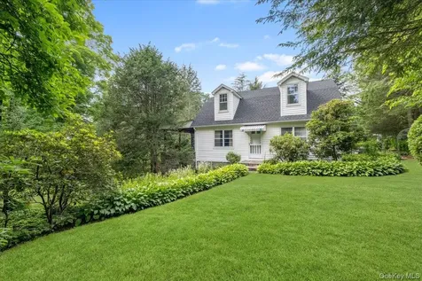 71 Pudding Street Putnam Valley NY 10579