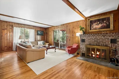 71 Pudding Street Putnam Valley NY 10579