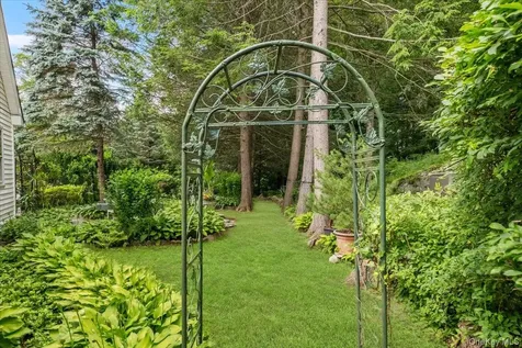 71 Pudding Street Putnam Valley NY 10579