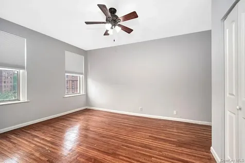472 Gramatan Avenue Mount Vernon NY 10552