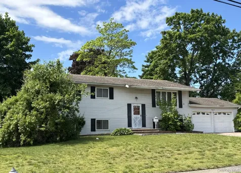 36 Clearview Drive Wyandanch NY 11798