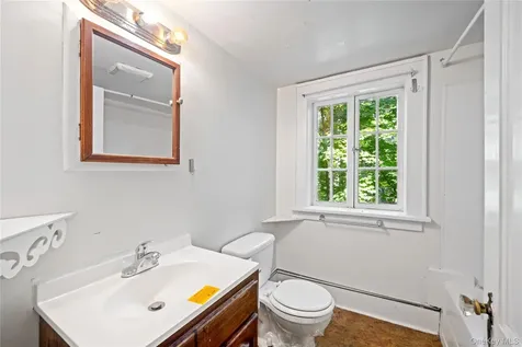210 Route 100 Katonah NY 10536
