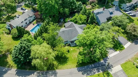 15 Tamarac Trail Harrison NY 10528