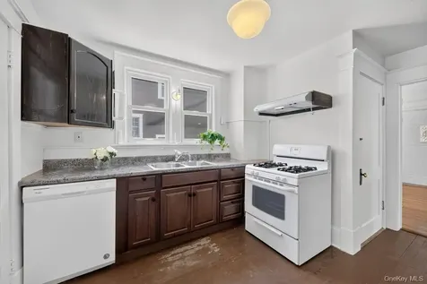 10 S Grand Avenue Poughkeepsie NY 12603