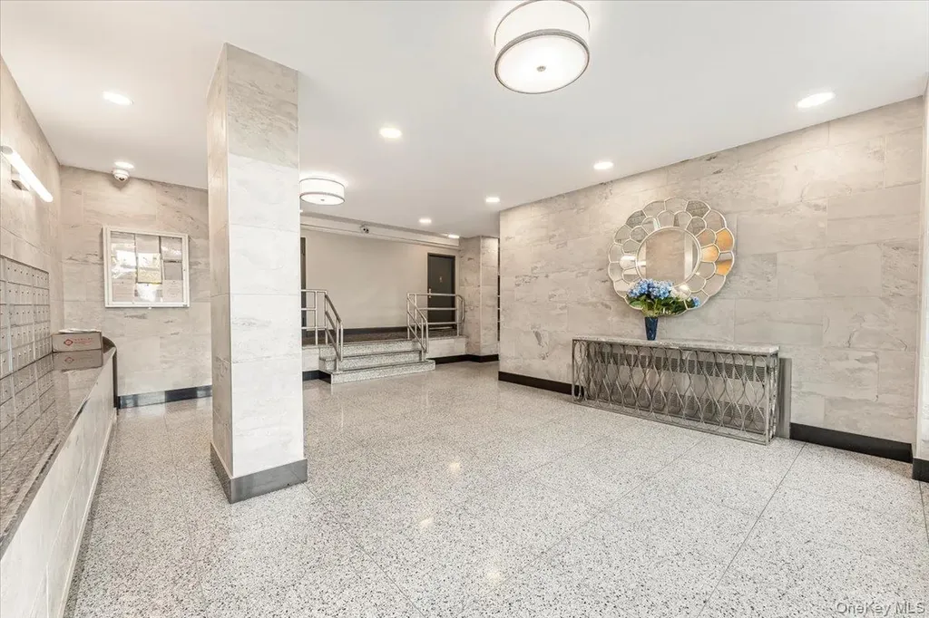 825 Morrison Avenue Bronx NY 10473