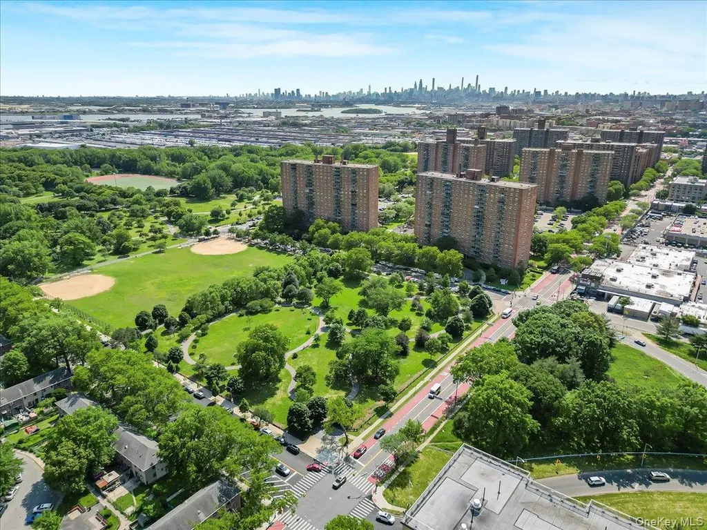825 Morrison Avenue Bronx NY 10473