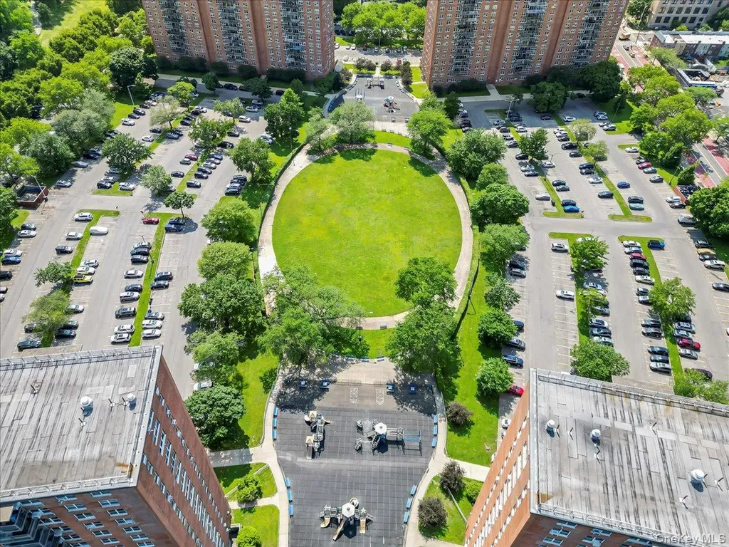 825 Morrison Avenue Bronx NY 10473