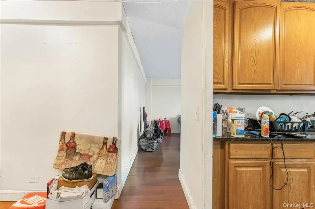 825 Morrison Avenue Bronx NY 10473