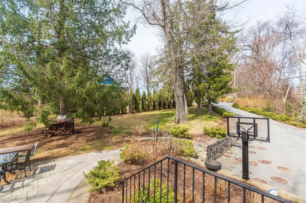 63 South Road Brewster NY 10509