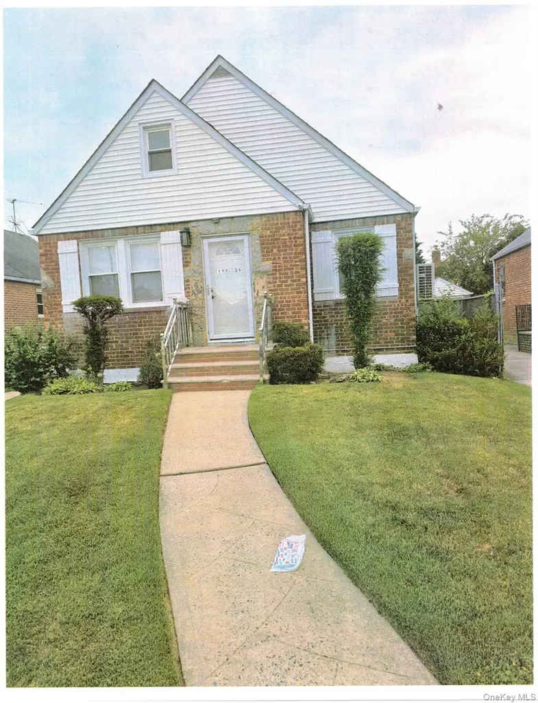 118-26 229 Cambria Heights NY 11412