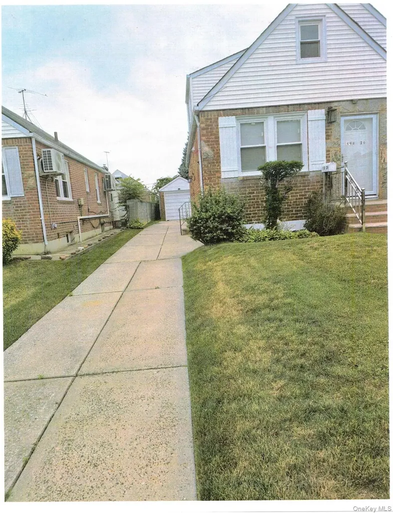 118-26 229 Cambria Heights NY 11412