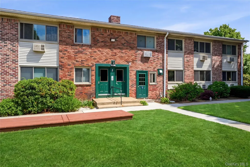 2449 Union Boulevard Islip NY 11751