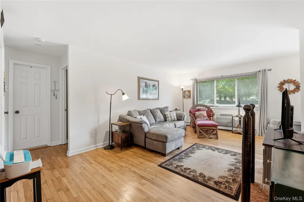 2449 Union Boulevard Islip NY 11751