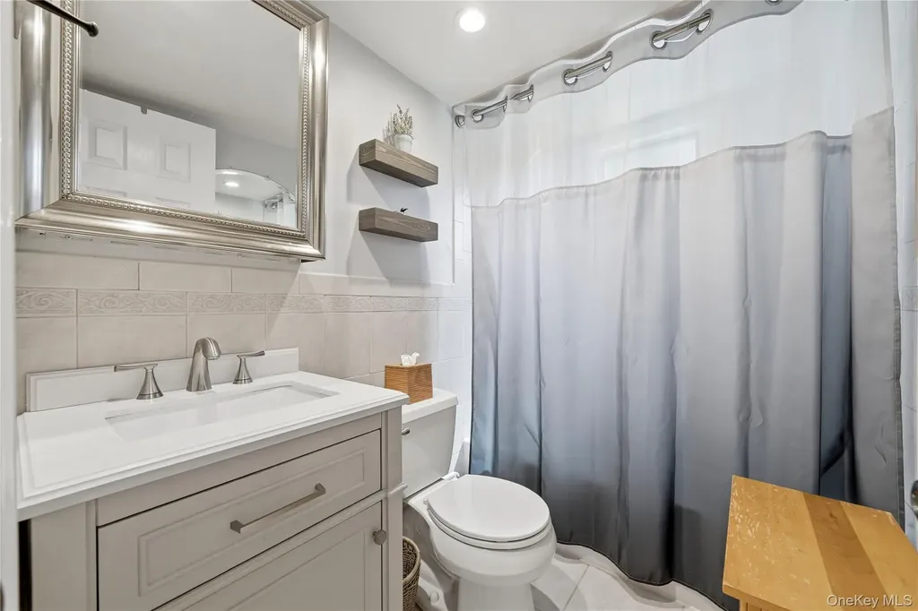 2449 Union Boulevard Islip NY 11751