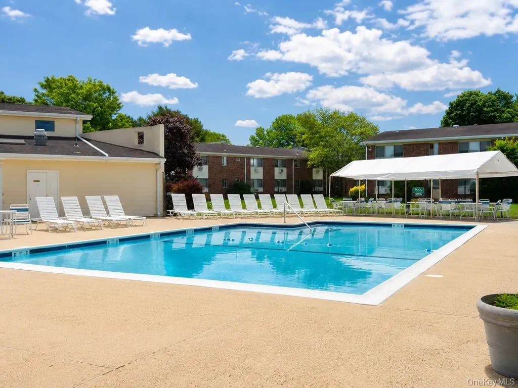 2449 Union Boulevard Islip NY 11751