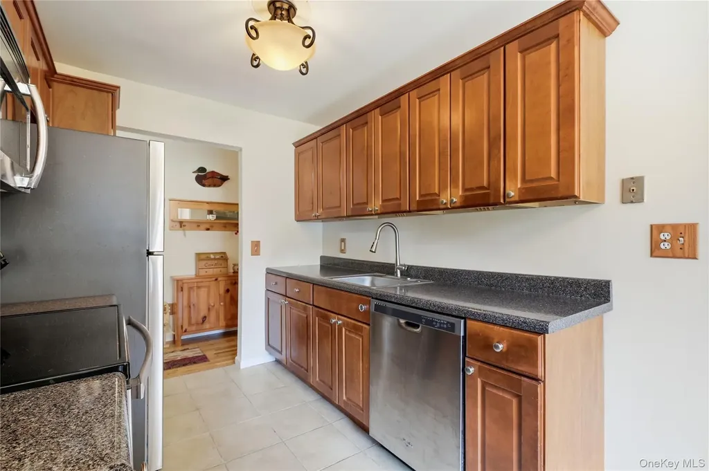 2449 Union Boulevard Islip NY 11751