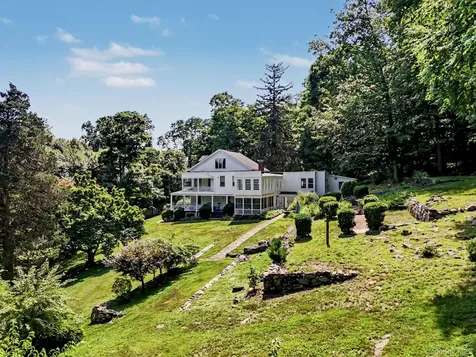 2535 Route 35 Katonah NY 10536