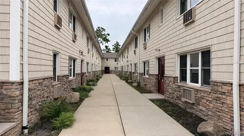490 Main Street Farmingdale NY 11735