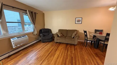 490 Main Street Farmingdale NY 11735