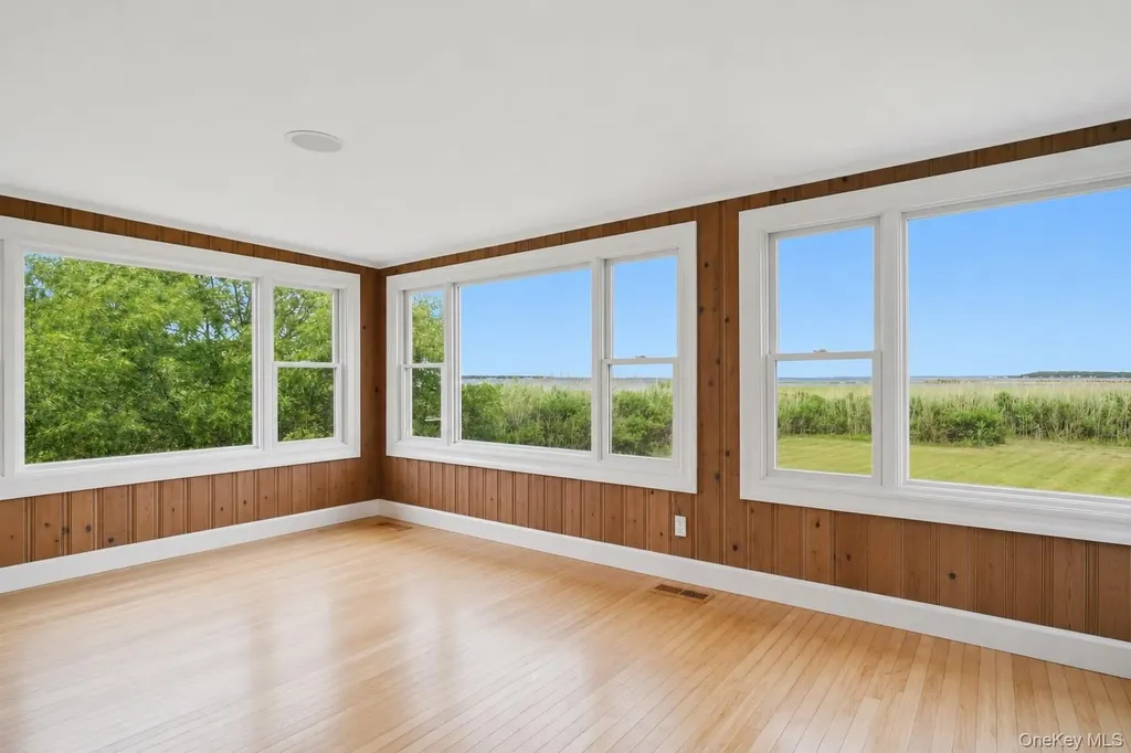 57 Moon Avenue Flanders NY 11901