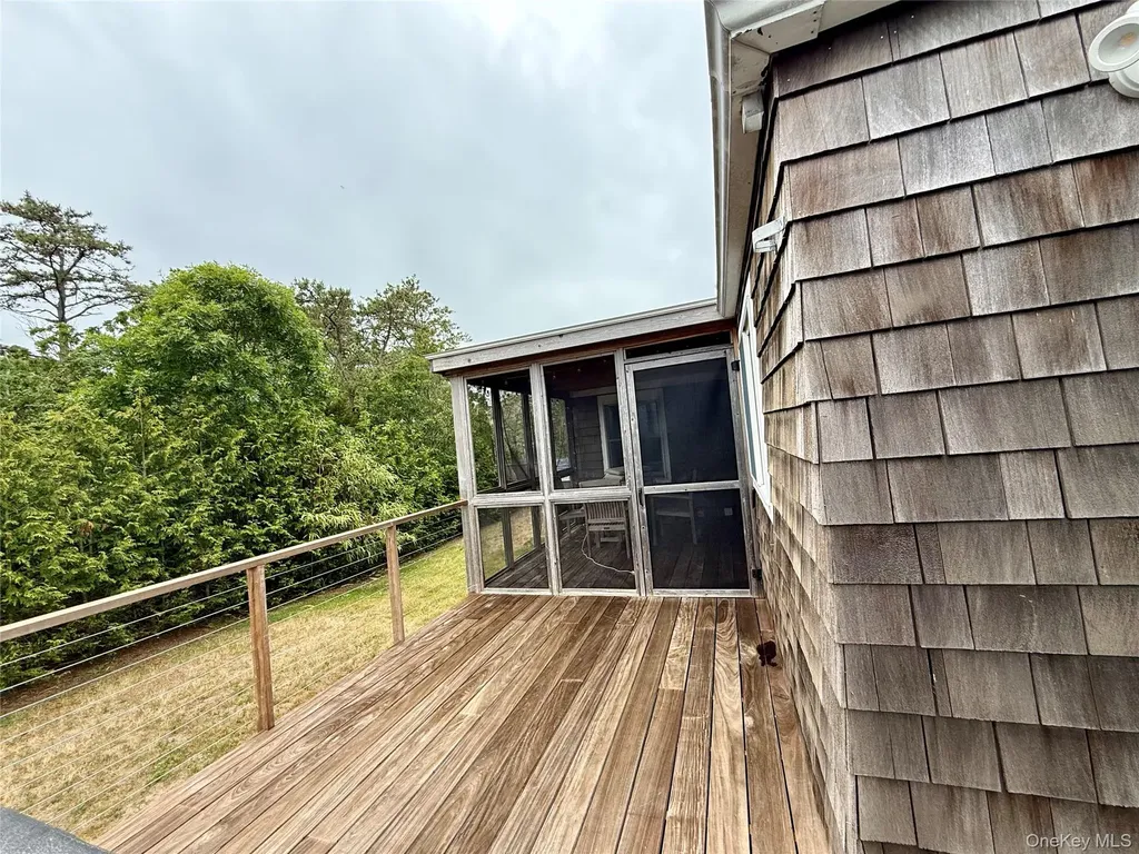 57 Moon Avenue Flanders NY 11901