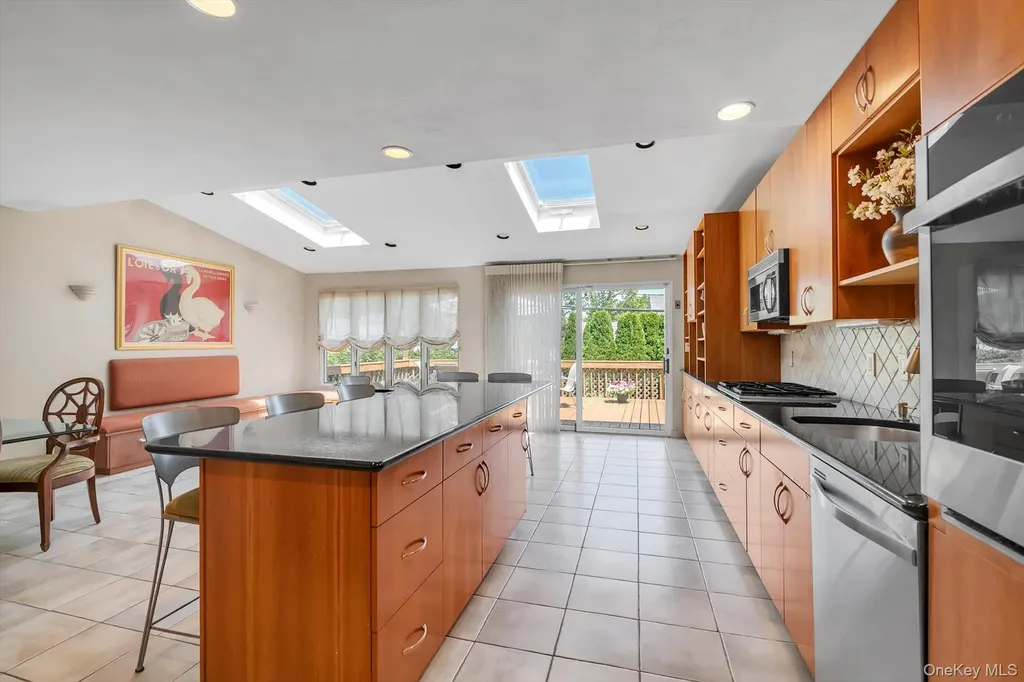 36 Sullivan Drive Jericho NY 11753