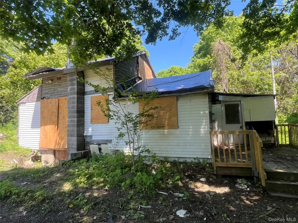 12 Neighborly Lane Dover Plains NY 12522