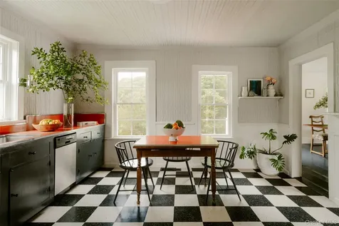 1100 Harlemville Road Ghent NY 12075