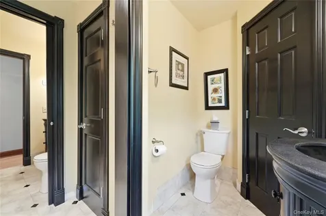 39 Loughran Lane Highland NY 12528