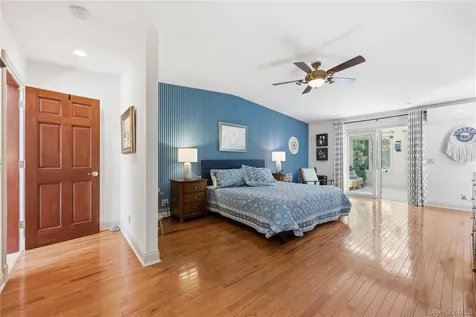 39 Loughran Lane Highland NY 12528