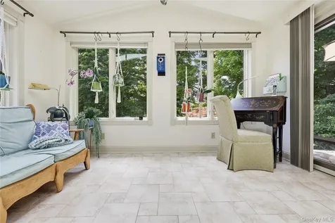 39 Loughran Lane Highland NY 12528