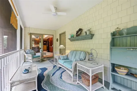 39 Loughran Lane Highland NY 12528