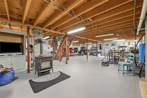 39 Loughran Lane Highland NY 12528