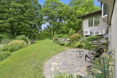 39 Loughran Lane Highland NY 12528