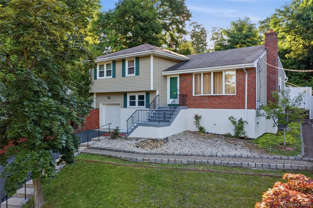 3 Hardy Place Yonkers NY 10703