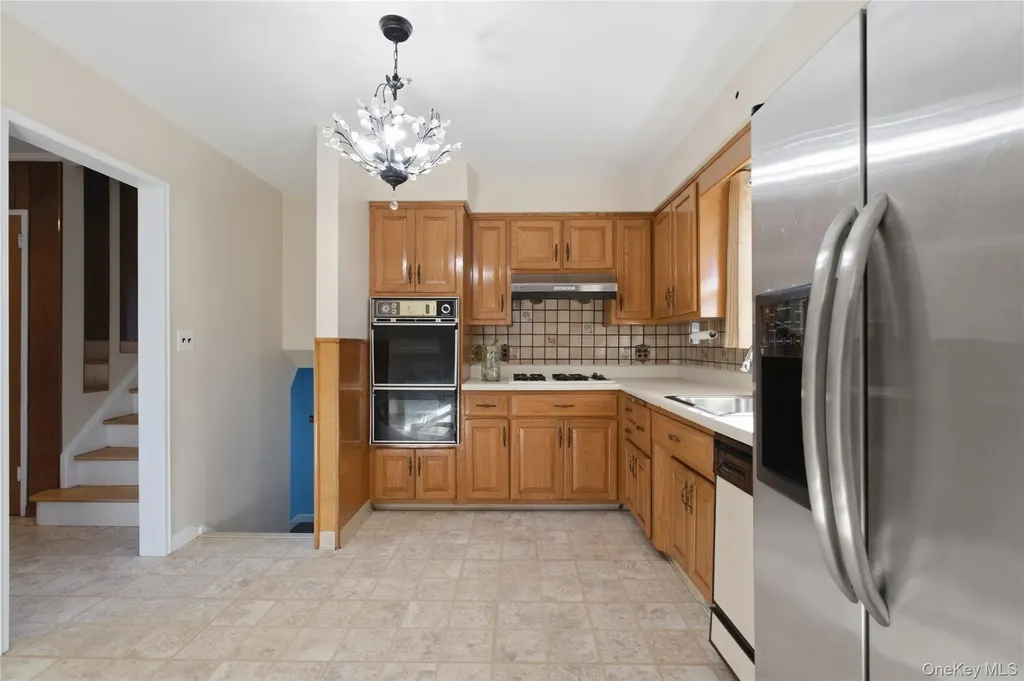 3 Hardy Place Yonkers NY 10703
