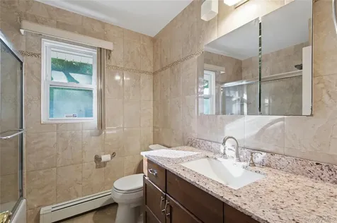 3 Hardy Place Yonkers NY 10703