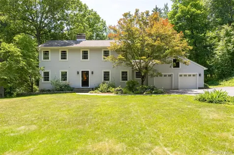 326 Mills Cross Road Staatsburg NY 12580