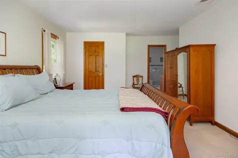 326 Mills Cross Road Staatsburg NY 12580
