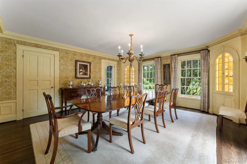 21 Dolma Road Scarsdale NY 10583