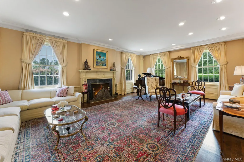 21 Dolma Road Scarsdale NY 10583