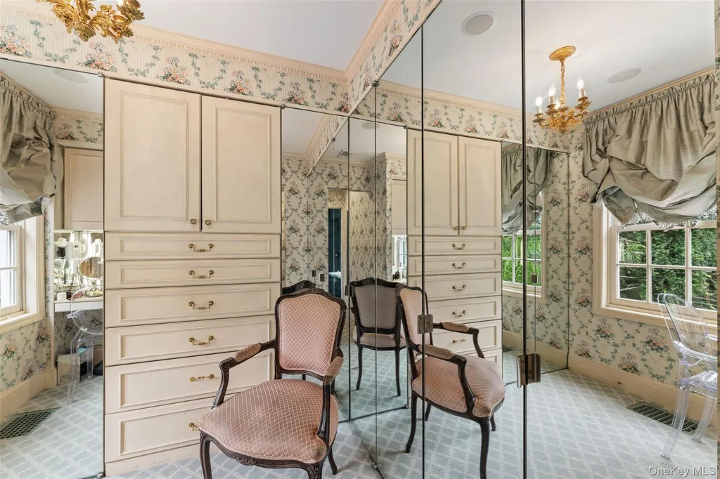 21 Dolma Road Scarsdale NY 10583