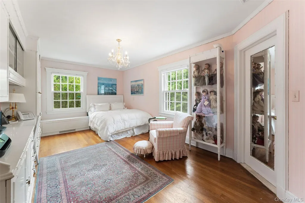 21 Dolma Road Scarsdale NY 10583