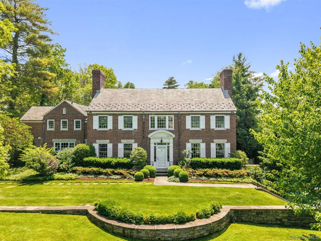 21 Dolma Road Scarsdale NY 10583