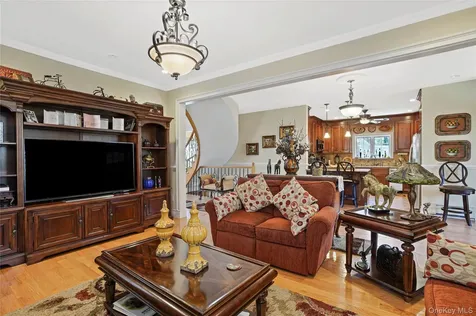 157-36 85th Street Howard Beach NY 11414