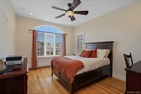 157-36 85th Street Howard Beach NY 11414
